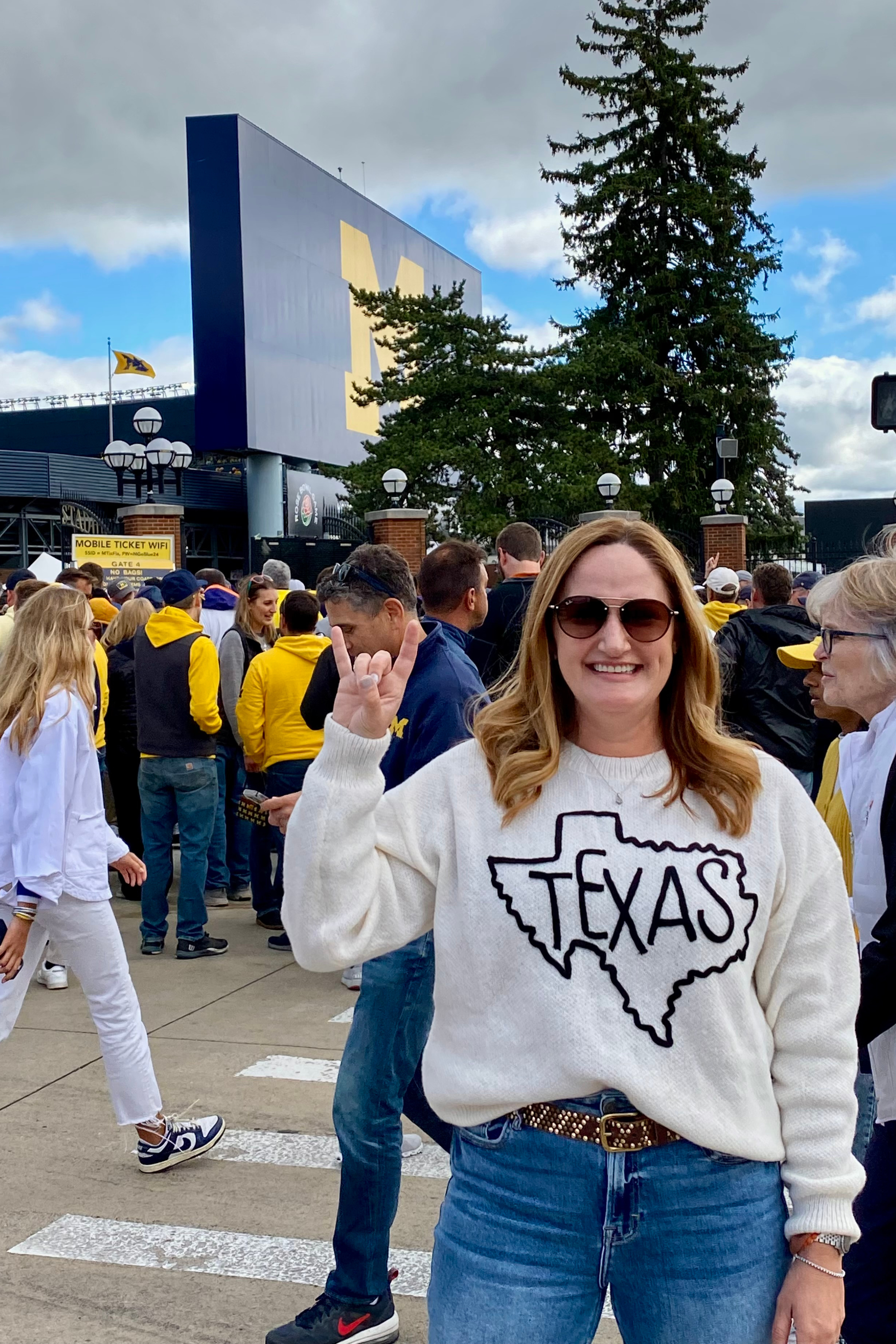 Don't Mess with Texas Sweater-Sweater-Le Lis-Go Big U, Women's Fashion Boutique Located in Dallas, TX