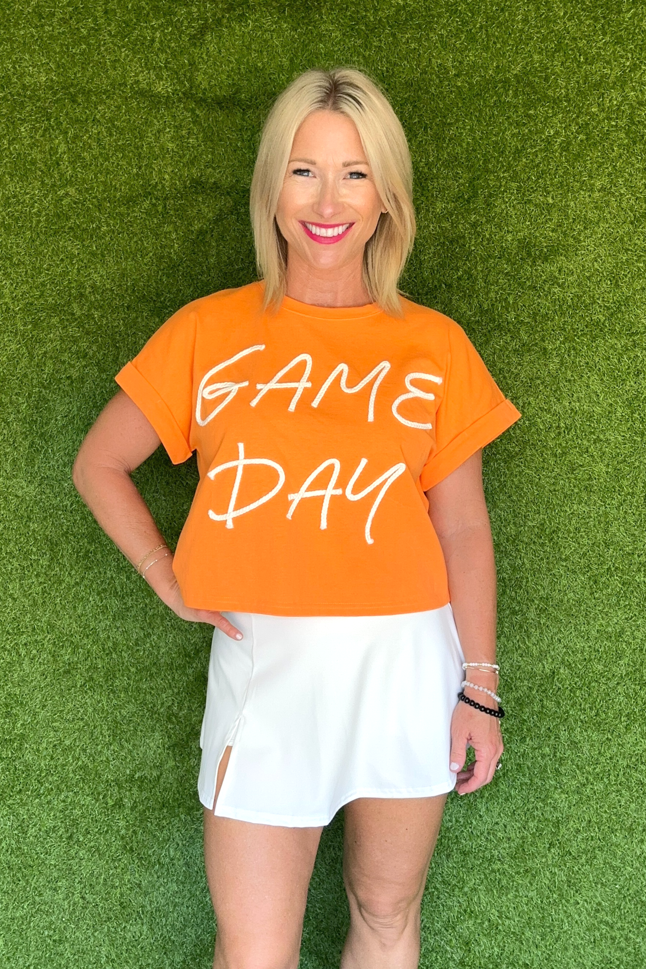 Gameday Feels Tee-T-shirt-Le Lis-Go Big U, Women's Fashion Boutique Located in Dallas, TX